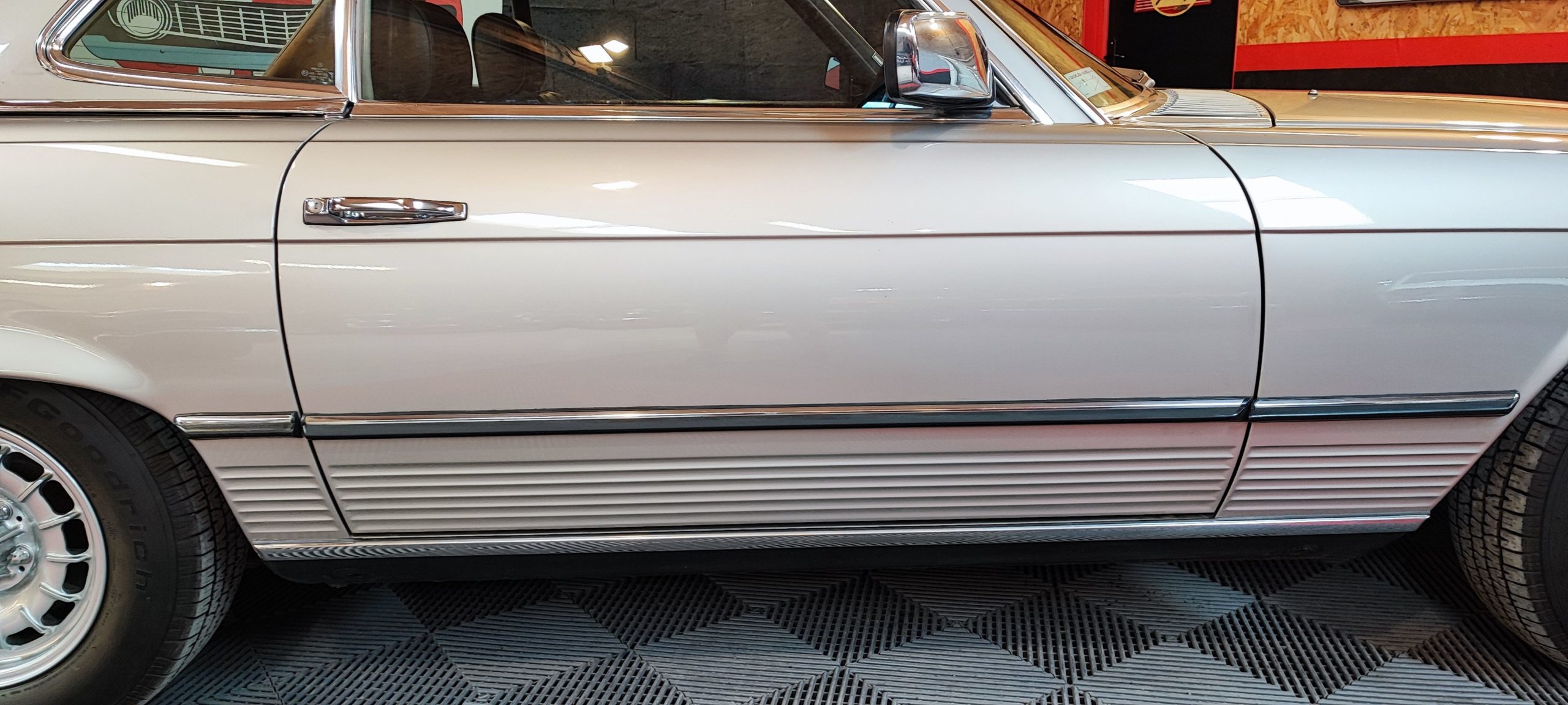 Mercedes-Benz 380 SL – 1985