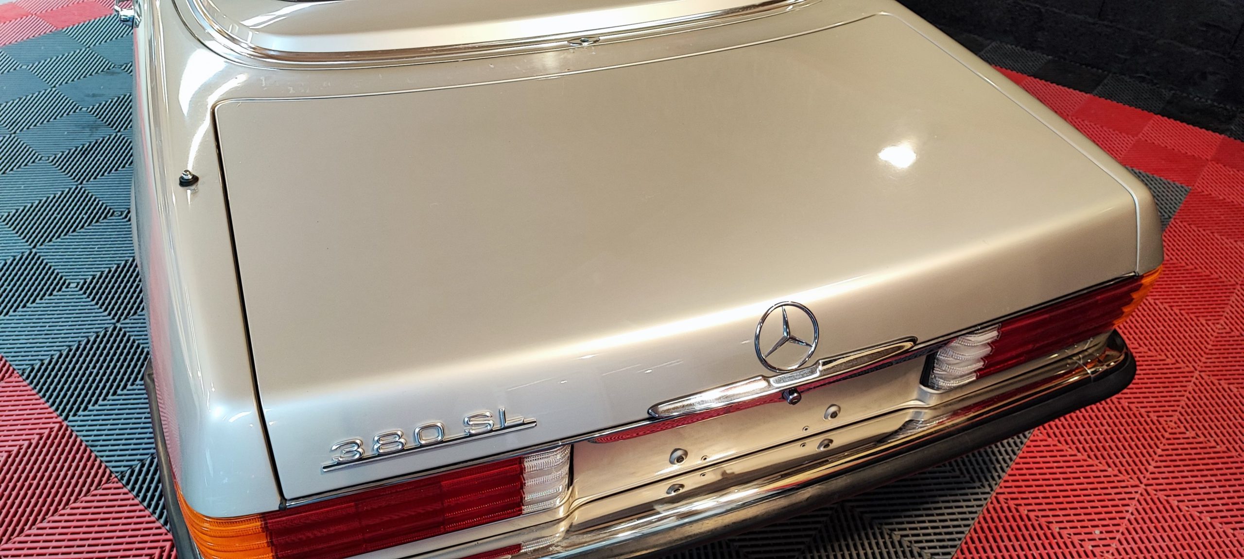 Mercedes-Benz 380 SL – 1985